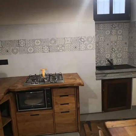 - Piemont 22865 *