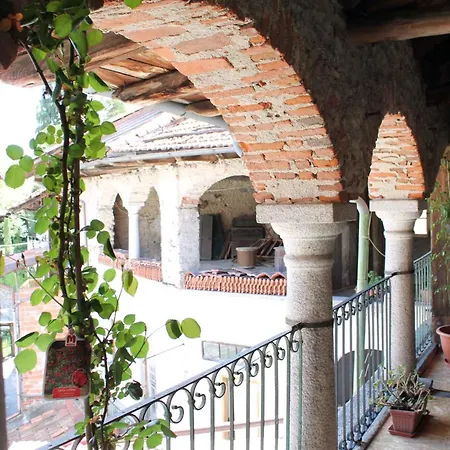 - Piemont 22865 Madonna Del Sasso